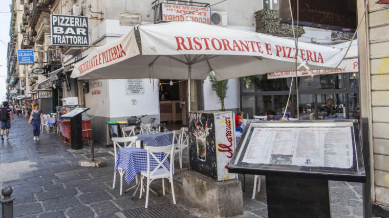 Bar Pizzeria Trattoria Ristorante Maraucci Extérieur