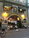 Streckers Vesterbro Bryghus inside