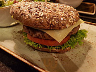 Hans Im GlÜck – Burgergrill München Isartor food