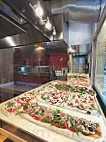 Pizzeria Mondrian food