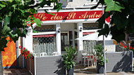 Le Clos Saint Andre outside