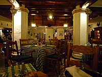 La Dehesa inside