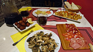 Tapas Rojas food