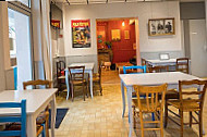 Le P'tit Café inside