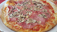 Pizzeria Milanos food