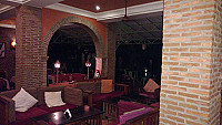 Mango Hill Hotel & Restaurant inside