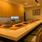 Sushi Matsuura inside