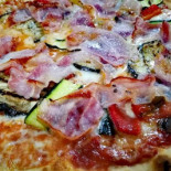 Pizzeria Astro Comida
