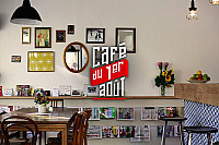 Cafe Du 1er Aout inside