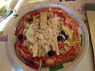 Pizzeria La Puglia food