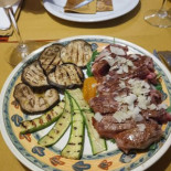 Ai Due Fusti food