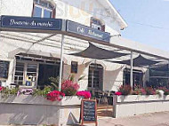 Brasserie Du Marché outside