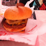 Cheeburger Cheeburger Cibo