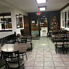 Majors Family Restaurant inside