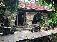 La Cabana del Bosque inside