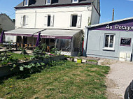 Au Potager outside