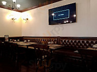 Callahan Pub Brasserie inside