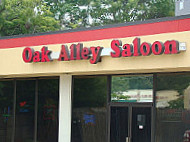 Oak Alley Saloon outside