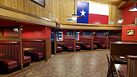 L2 Texas Bbq inside