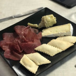 Il Cappellaio Matto food