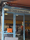 Les Caves du Ralliement inside