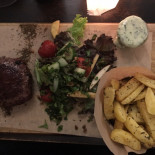 Hirsch Eber Cibo