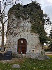 Le Chalet Du Moulin outside