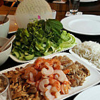 Hoai Viet food