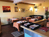 Pizza Milano inside