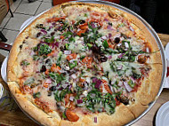 Fairlington Pizza Carry Out food