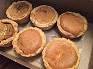 Betty's Pies & Tarts food