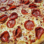 All American Pizza food