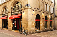 La Brasserie Bordelaise outside