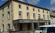 Hotel Restaurant du Pont Neuf outside