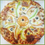دومينوز بيتزا Dominoz Pitza food