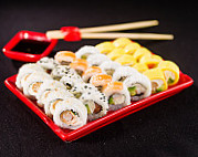 Sushi 2x1 food