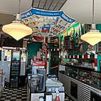 Bobby Sox 50's Diner outside