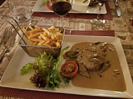 Le Chaudron food