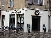 Caffe E Cucina inside