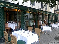 La Table du Marché St Jean inside