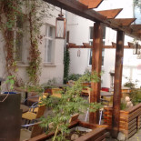Vielfalter Yoga Lifestyle Dentro