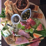 Alvirò Comida