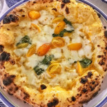 Mareluna Pizzeria Drinks Comida