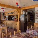 Blizzard Cafe Dentro