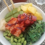 Tomoyoshi Comida