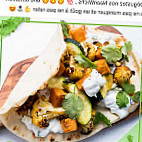 Naan'wich Café (massy) food