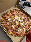 Benya Pizza food