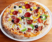 Croq Pizza food