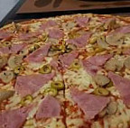 Mundo Pizza food