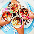 Menchie's Frozen Yogurt food